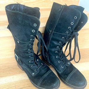 Taos Crave Boots in Black Suede size 40 (9-9.5)